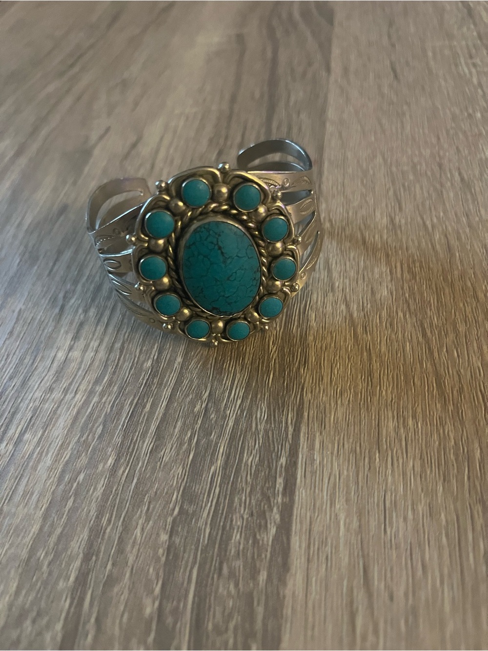 Vintage Southwestern Style Turquoise Cluster Cuff Bracelet - Picture 2 of 7